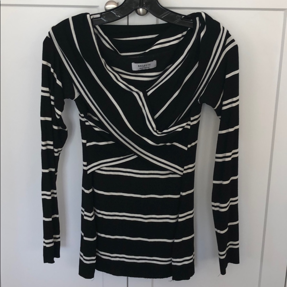 Bailey 44 Black and White Stripe Top Size M